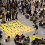 斜孭袋：香港街頭的時尚與實用分析