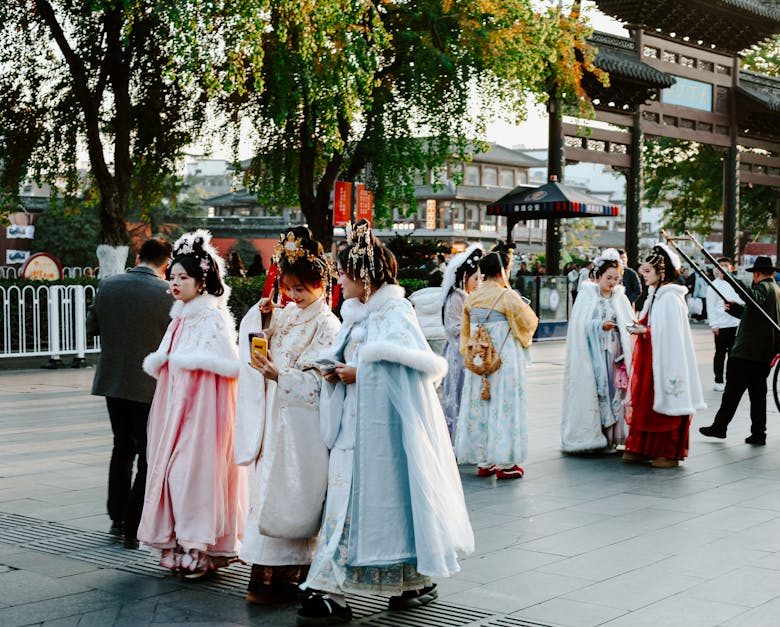 女長銀包：溫暖故事中的時尚夥伴